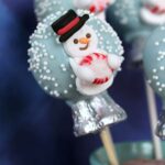 Learn how to make these easy Snow Globe Cake Pops! The kids love them!