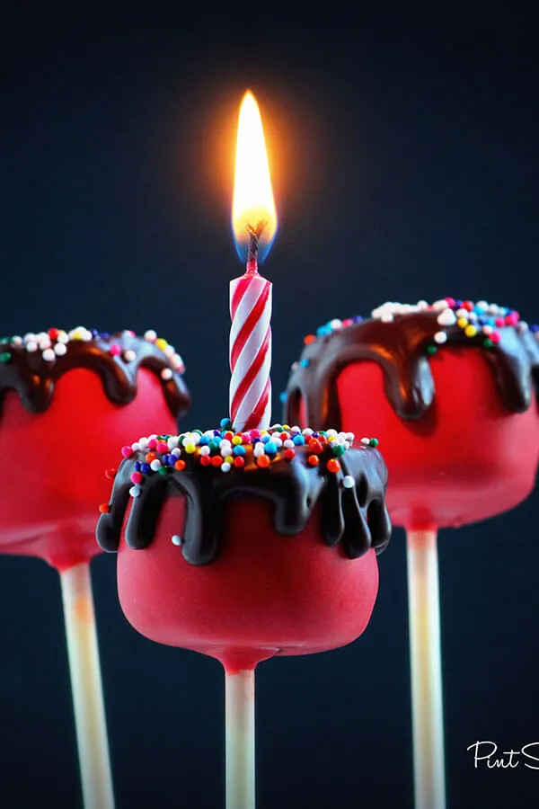 PS Birthday Cake Cake Pops (62) feat