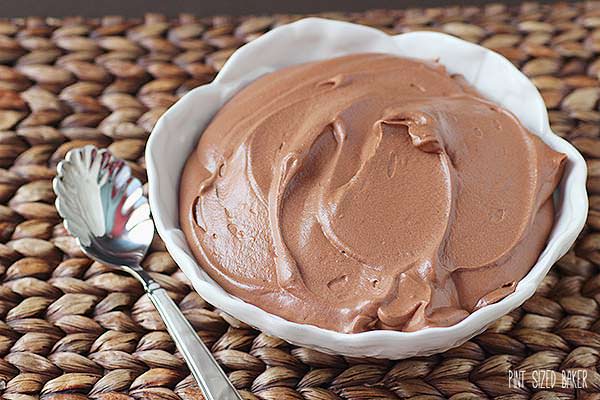 Smooth and creamy chocolate mousse recipe. A wonderful dessert.
