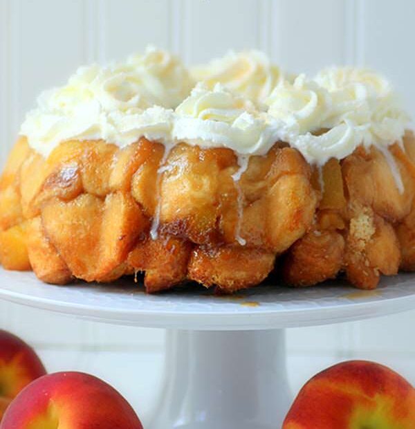 Peaches and Cream Monkey Bread Recipe! So yummy and perfect for your summer sleepovers!