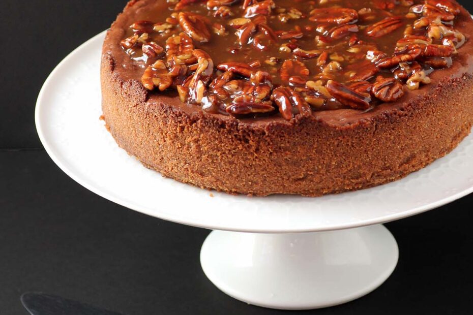 Chocolate Cheesecake with Praline Topping 33