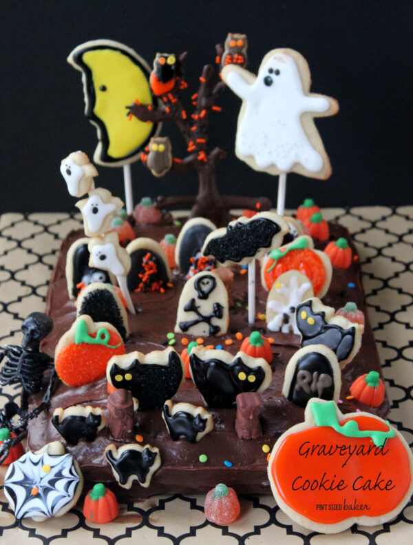 Halloween Dirt Cake Recipe {Graveyard} - Shugary Sweets