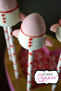 Whoosh! These Rocket Ship Cake Pops from Cake Poppin are so cute! They are the perfect way to tell someone that you love them to the moon and back!