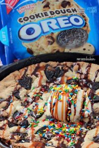 This amazing Oreo Pizookie is loaded with Cookie Dough Oreos, but you can use your favorite cookie flavor!