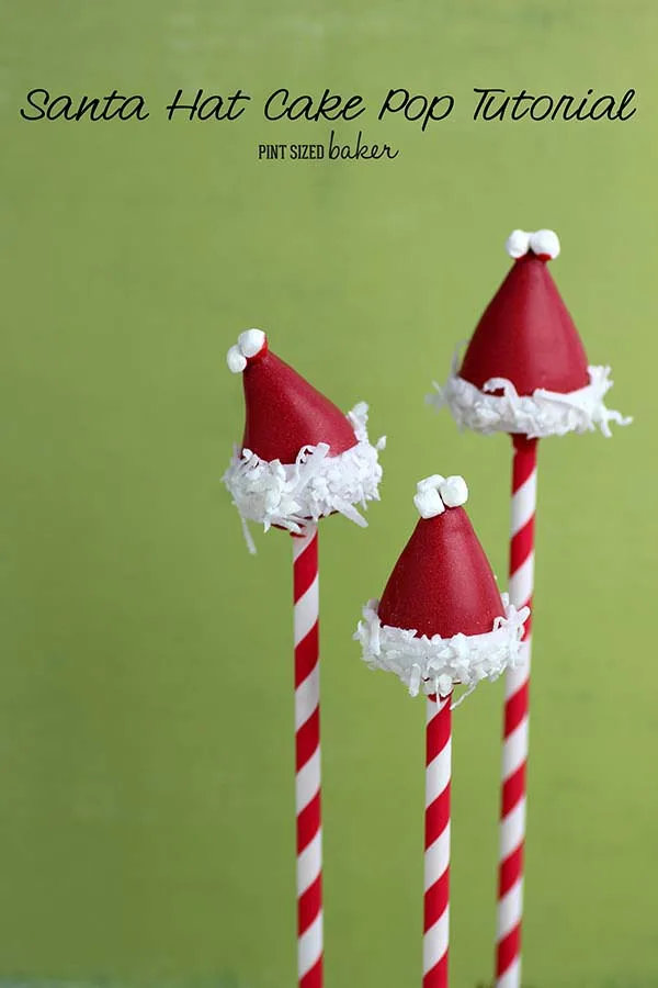 This Santa Hat Cake Pop Tutorial is so cute and perfect for a Christmas treat! They are super easy to make and look amazing to give to friends!