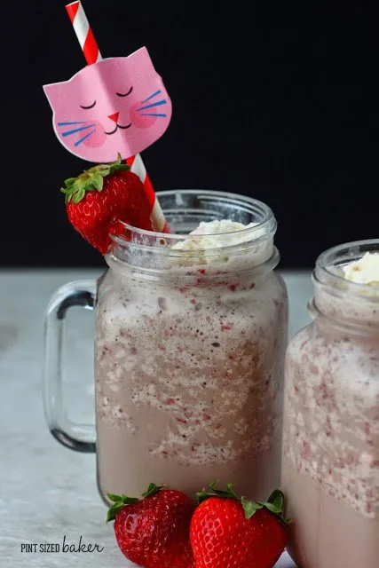 Chocolate2BStrawberry2BShake 3a