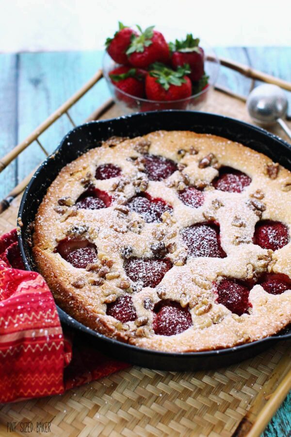 This Strawberry Buttermilk Skillet Cake recipe is simply amazing! It's easy to make and it's so delicious to serve to your friends and family - even on a weekday. 