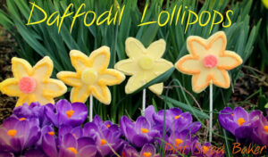 Easy Daffodil Lollipops that are sun to make with the kids!