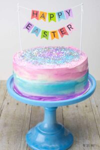 I LOVE this Easter Cake! What a fun dessert to serve for my Easter celebrations. The best part is that it's so easy to do!
