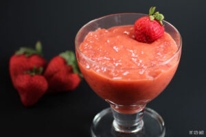 Homemade Strawberry Curd. Easy and Delicious.