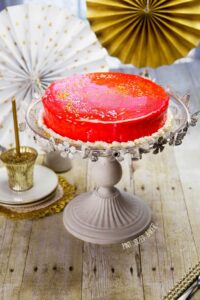 Make a Mirror Birthday Cake for someone special this year! No huge decorations required.