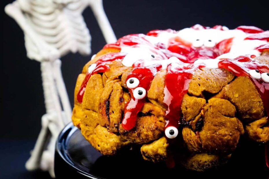 Get a bit gruesome this Halloween when you serve the family a classic Monkey Bread for breakfast when your make Monkey Brain Bread instead.