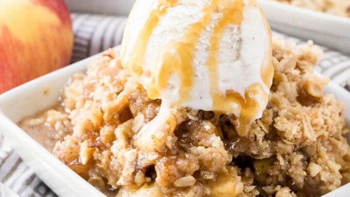 15 Apple Recipes Perfect for Fall Baking 15 Image for Easy Apple Crisp Dessert