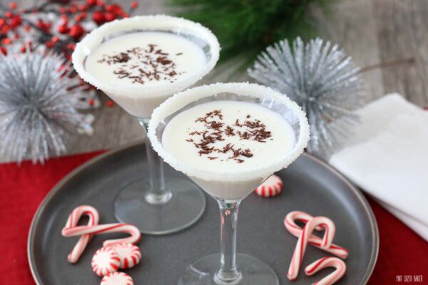 A horizontal view of the white martini recipe finished, topped with shaved chocolate, and ready to be enjoyed. 