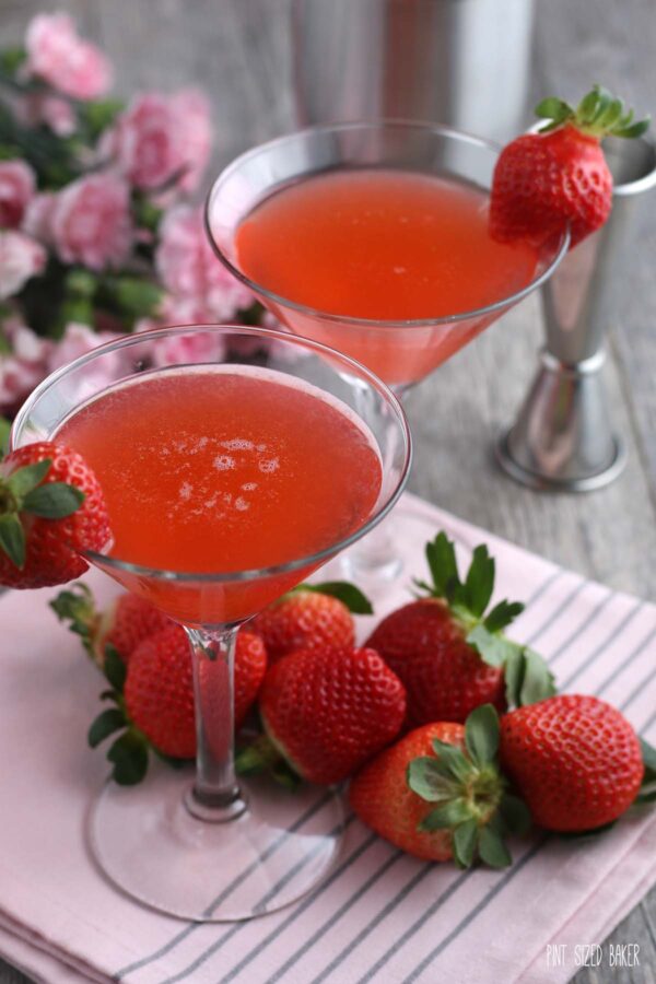 Here we see the finished strawberry martini recipe poured into glasses and ready to be enjoyed. 