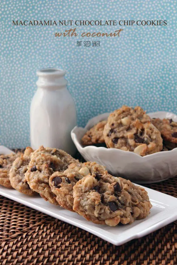 MACADAMIA NUT CHOCOLATE CHIP COOKIES WITH COCONUT 600x900 1