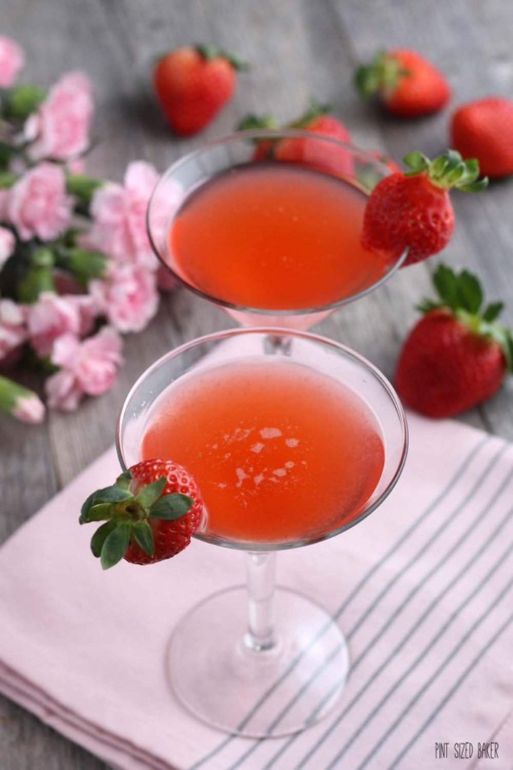 Fresh Strawberry Vodka Martini Recipe + Video • Pint Sized Baker