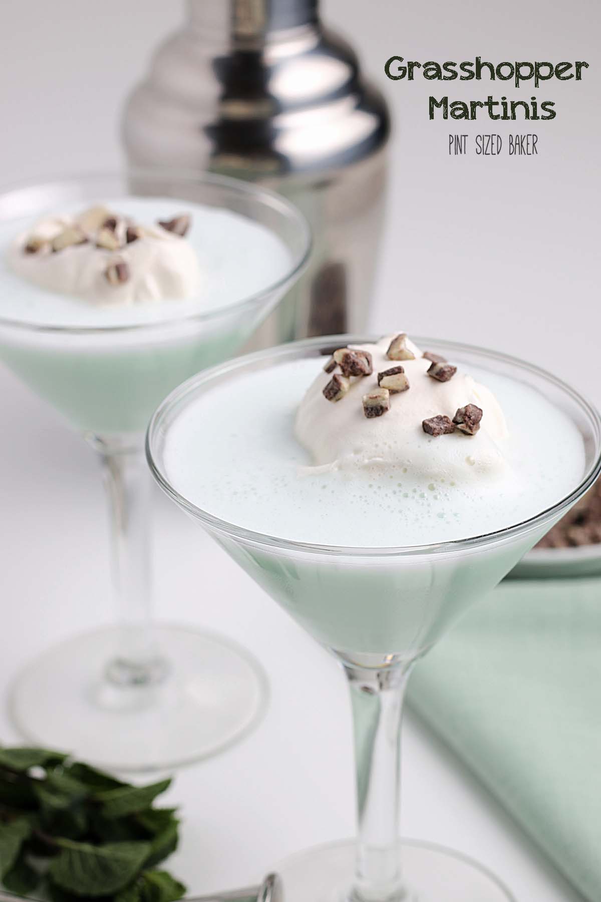 Chocolate Mint Grasshopper Martini Drink