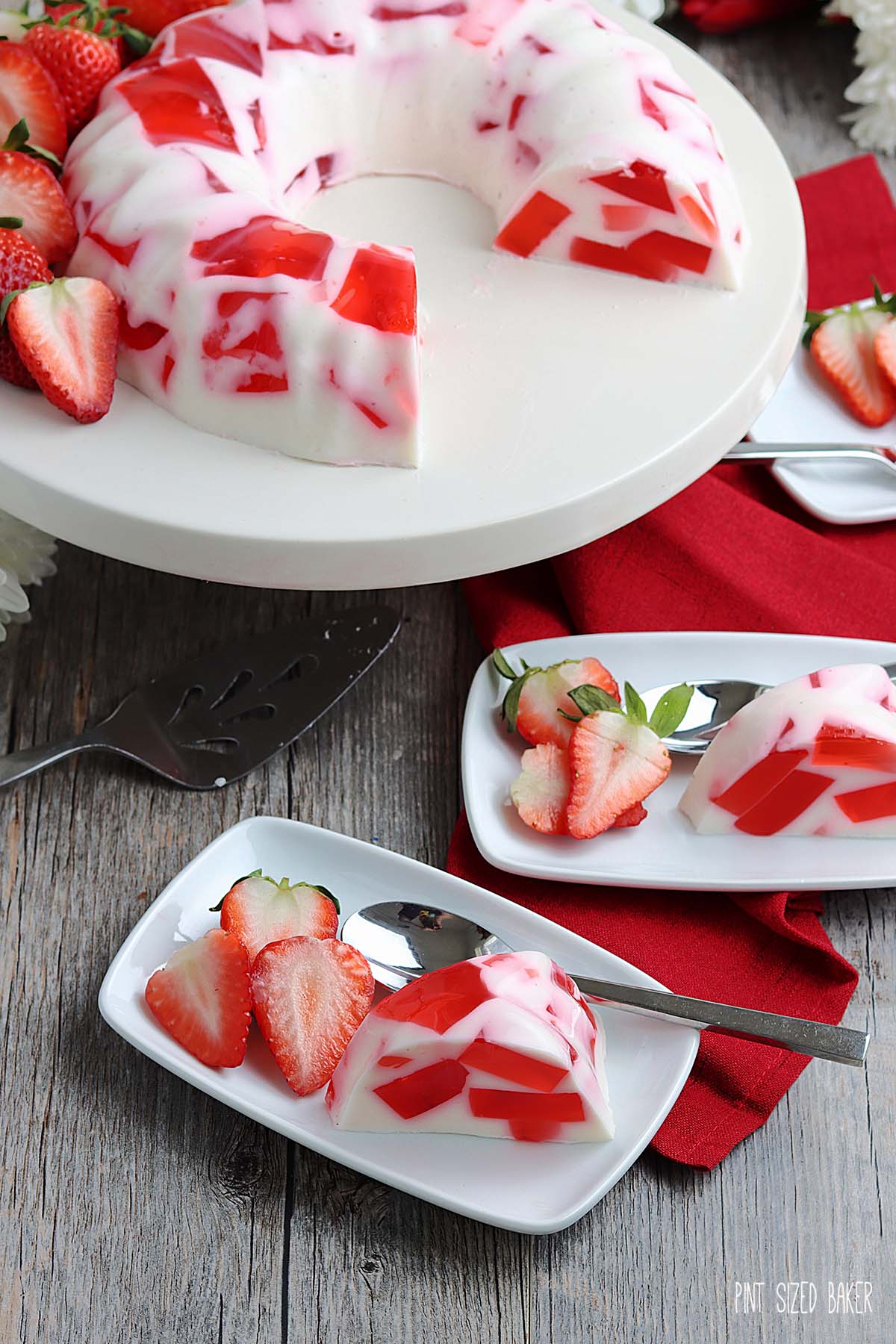 Easy Strawberry Soda Jello Recipe Pint Sized Baker