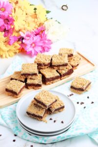 Oatmeal-Fudge-Bars-recipe1