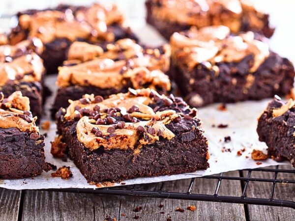 peanut-butter-brownies-peices