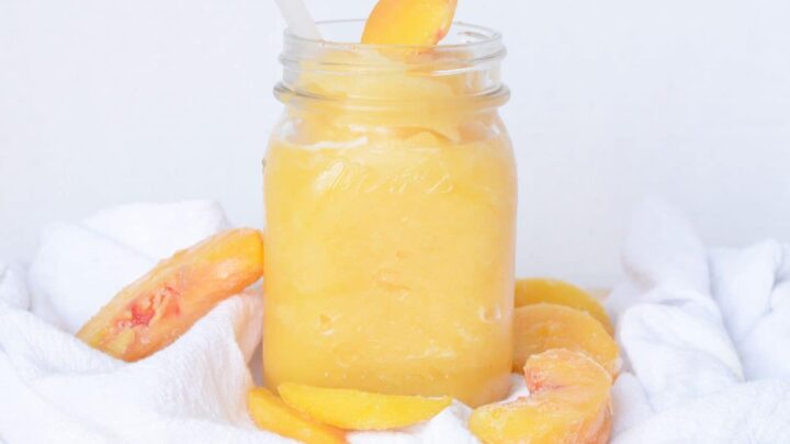 Peach smoothie recipe for a hot day