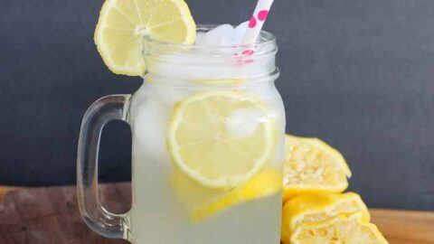 Outdoor Entertaining Favorites - decor and recipes 5 Image for Old Fashioned Homemade Lemonade Recipe