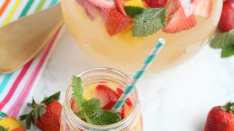 Mango Strawberry Sparkling Lemonade